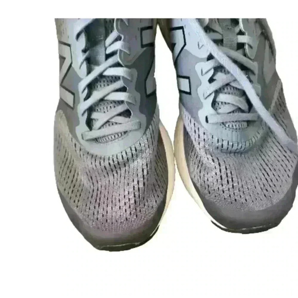 New Balance Men's Gray  520 V7 Running Shoe 12 - Picture 14 of 14